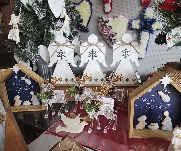 Christmas Gifts & Decor at From the Heart Florist